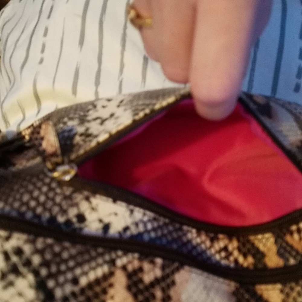 Nicole Miller Snake Pattern Tote Bag - Picture 8 of 9